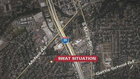 Man arrested after SWAT standoff in Round Rock