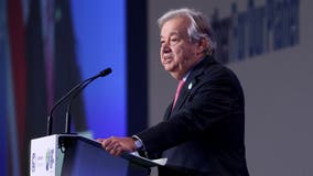 COP26: UN chief says global warming goal on 'life support'