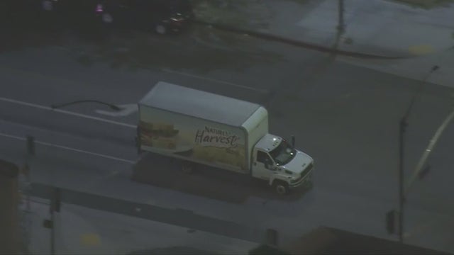 Box truck driver in custody after leading Los Angeles County deputies on lengthy chase
