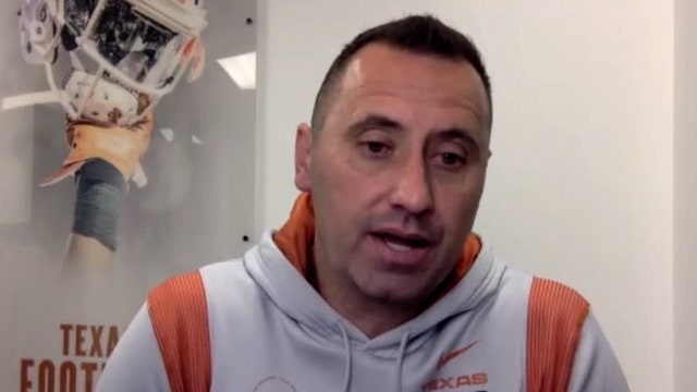Texas AD defends Sarkisian, urges fans not to ‘splinter’