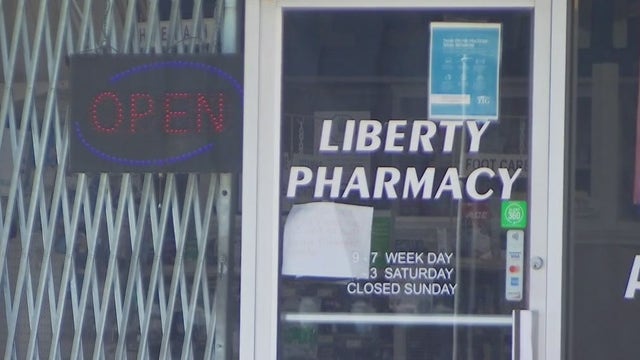 Two men rob customers at gunpoint at Northwest Austin pharmacy
