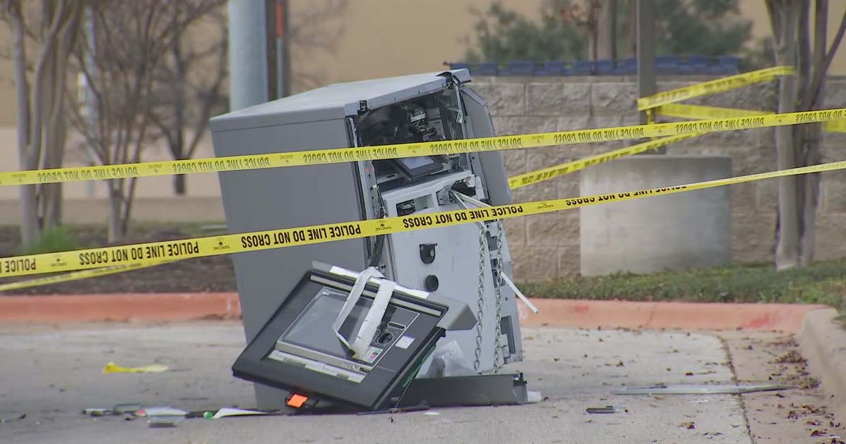 Suspect steals truck, attempts to steal ATM in Northeast Austin | FOX 7 ...