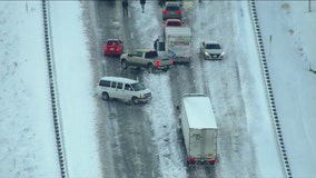 I-95 Shutdown: Vehicles turn around, drive wrong way to avoid getting stuck in I-95 traffic