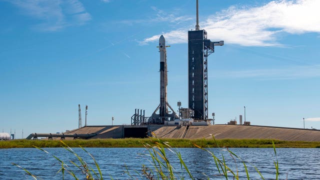 SpaceX has successful first launch of 2022 with new Starlink mission