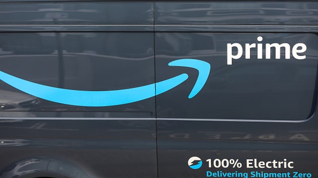 4 Amazon delivery vans damaged in overnight fire in North Austin