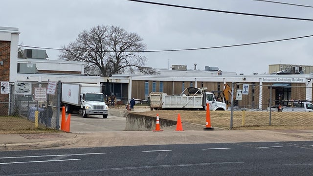No water at most of Northeast Early College High School due to leak
