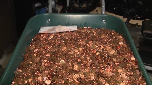 Man who paid former employee's final paycheck in pennies gets sued by US Dept. of Labor