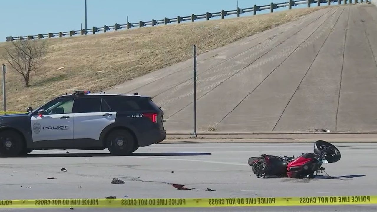 1 killed in crash involving motorcycle vehicle in SW Austin