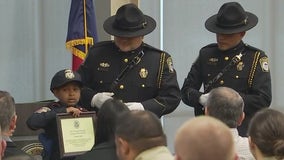 Texas 10-year-old with terminal cancer sworn in as Round Rock police officer