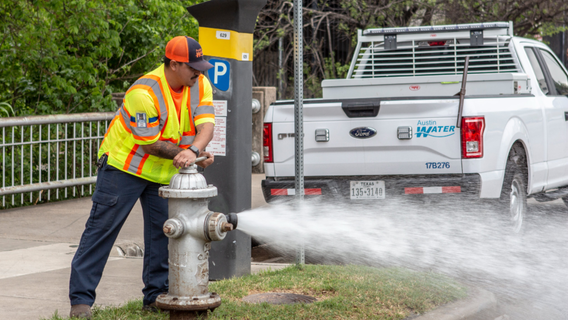 Austin Water crews flushing systems near South Congress due to taste, odor issues