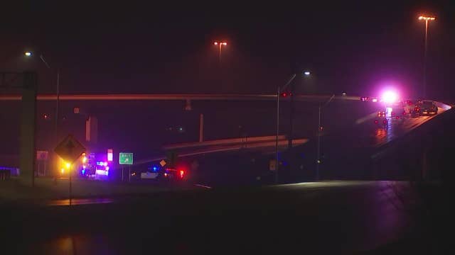Ice on Southeast Austin overpass strands 10 vehicles on flyover
