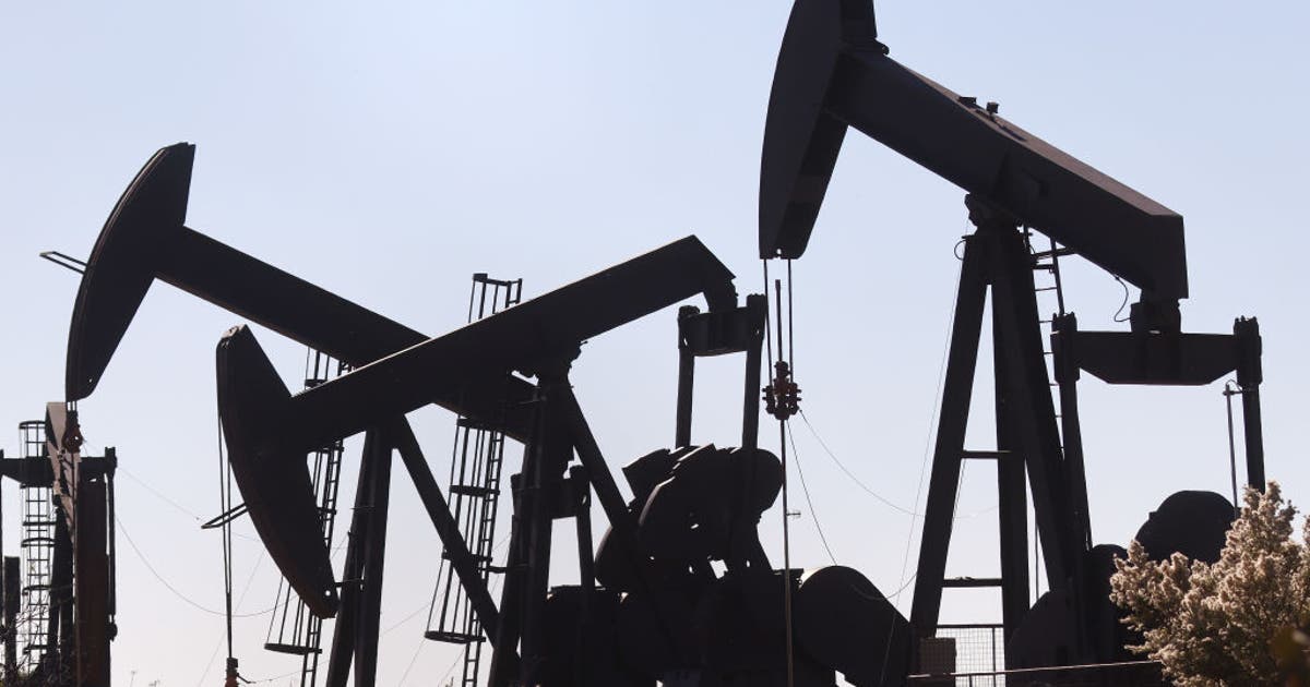 Judge blocks Texas law prohibiting state investment in anti-fossil fuel companies