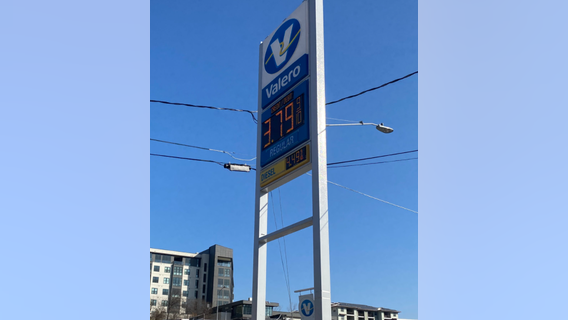 Gas prices continue to rise in Texas, Austinites feeling the impact