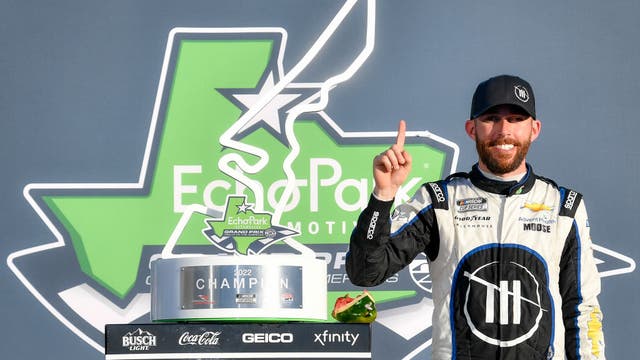 Ross Chastain bangs Trackhouse Racing into 1st victory lane