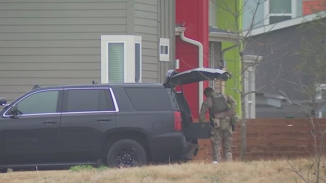 SWAT situation in SE Austin: 2 suspects arrested, no one hurt