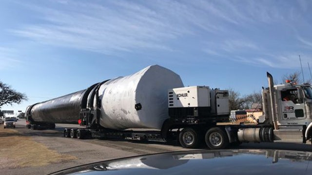 Space X rocket backs up traffic in Johnson City, Texas