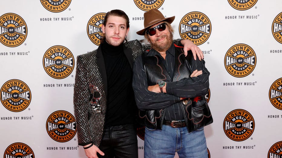 Hank-Williams-Jr-county-music-hall-of-fame.jpg