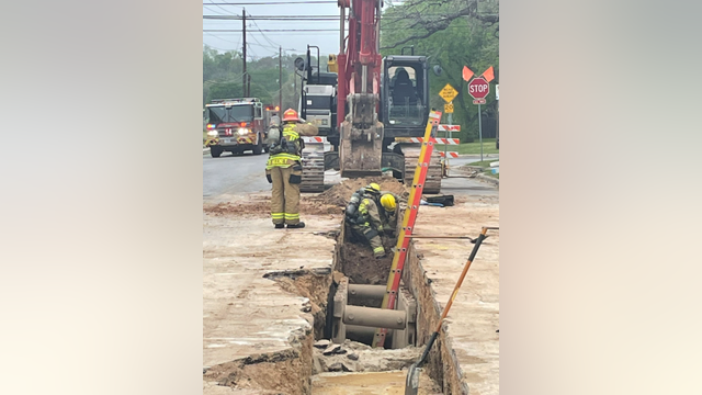 Austin Fire Department responds to small gas leak in East Austin