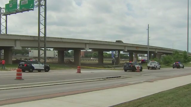 Motorcycle crash in North Austin leaves 1 person dead