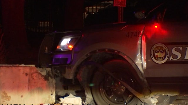 Travis County Sheriff's deputy involved in chase, 3 people detained