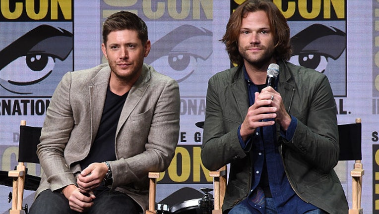 Actors Jensen Ackles (L) and Jared Padalecki at the "Supernatural" panel during Comic-Con International 2017 at San Diego Convention Center on July 23, 2017 in San Diego, California. (Photo by Kevin Winter/Getty Images)