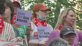 Video shows chaotic scene between Austin police, pro-choice protesters