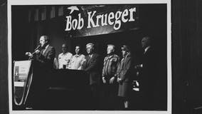 Robert Krueger, former Texas congressman and diplomat, dies at 86