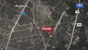 East Austin two vehicle crash leaves 3 people injured
