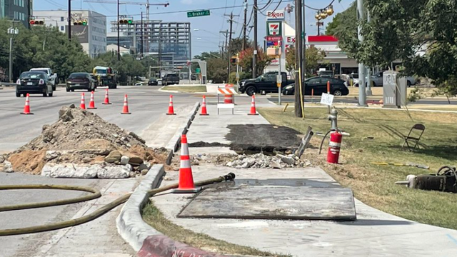 Austin fire responds to natural gas line break in North Austin
