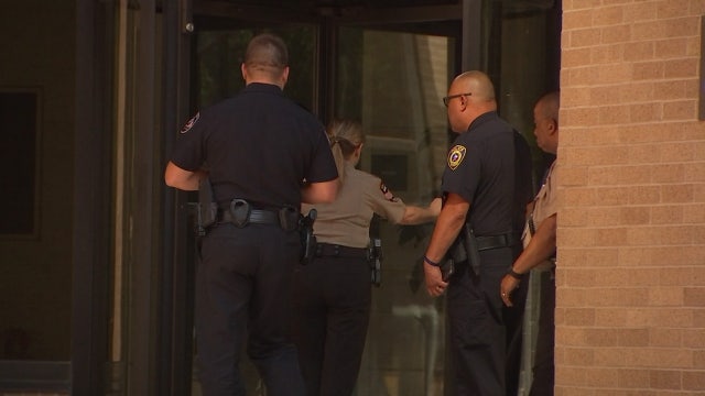 Gun violence summit in Austin looks to find solutions