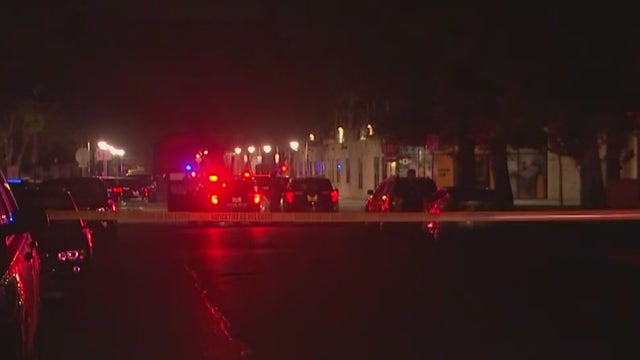 Suspect in custody after pointing gun at police near University of Texas campus