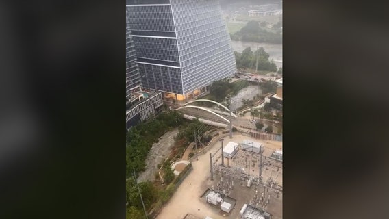 VIDEO: Shoal Creek floods throughout downtown Austin