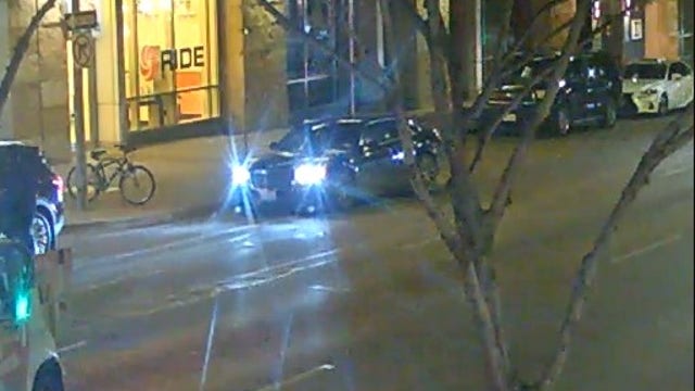 APD looking for suspect who hit two pedestrians in downtown Austin