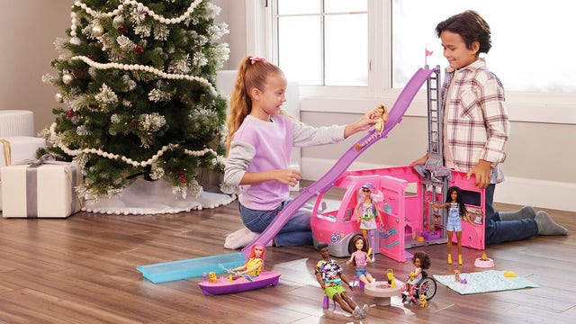 Walmart releases 2022 Top Toy List to kick off holiday shopping season