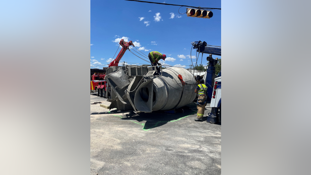 Loop 360 at Spicewood Springs reopens after multi-vehicle crash