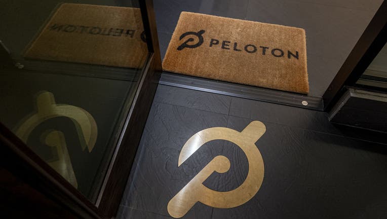 5835d58f-A Peloton Store Ahead Of Earnings Figures