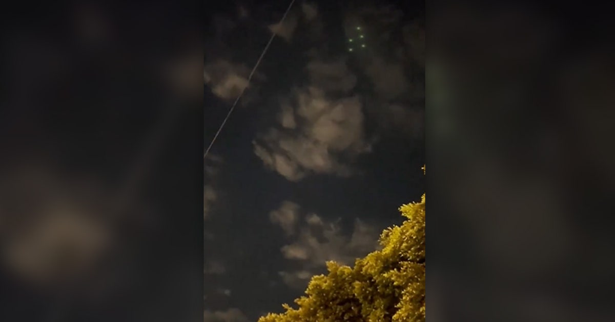 UFO in Texas? Mysterious lights caught on camera in Round Rock | FOX 7  Austin
