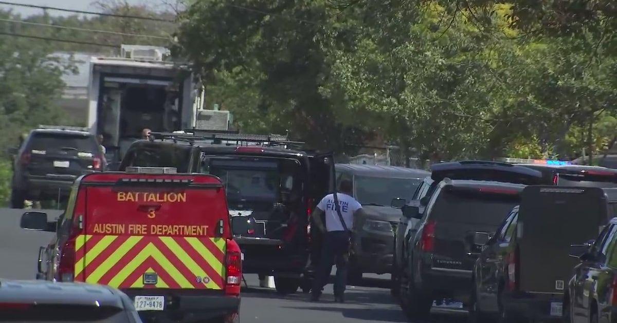 SWAT situation in North Austin ends with suspect in custody | FOX 7 Austin
