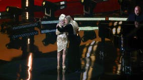 Dolly Parton, Kelly Clarkson team up for reimagined version of ‘9 to 5’