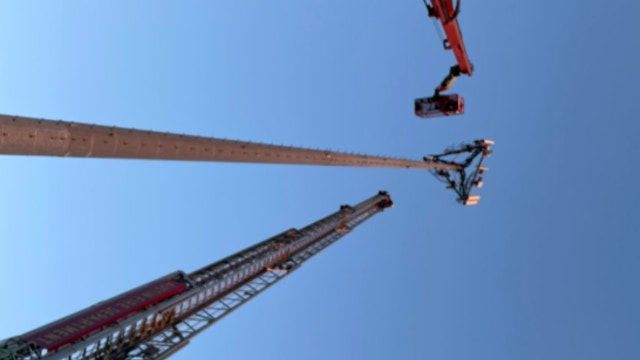 Construction workers rescued from broken boom in NW Travis County