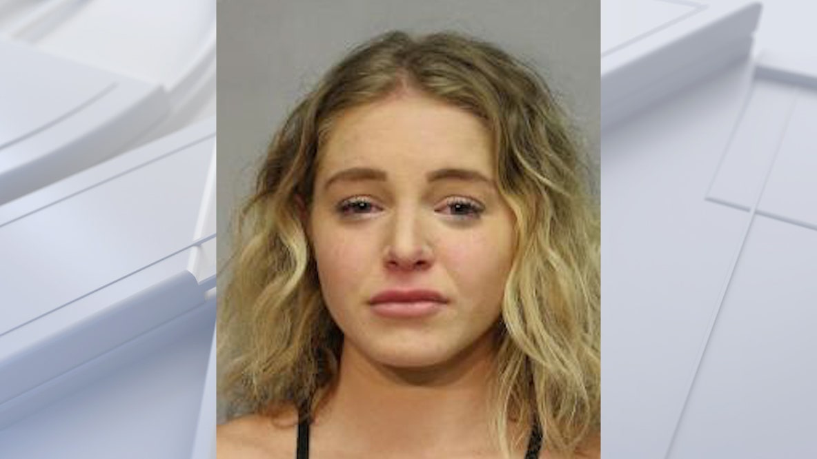 Former OnlyFans model Courtney Clenney reaches plea agreement in death of her boyfriend