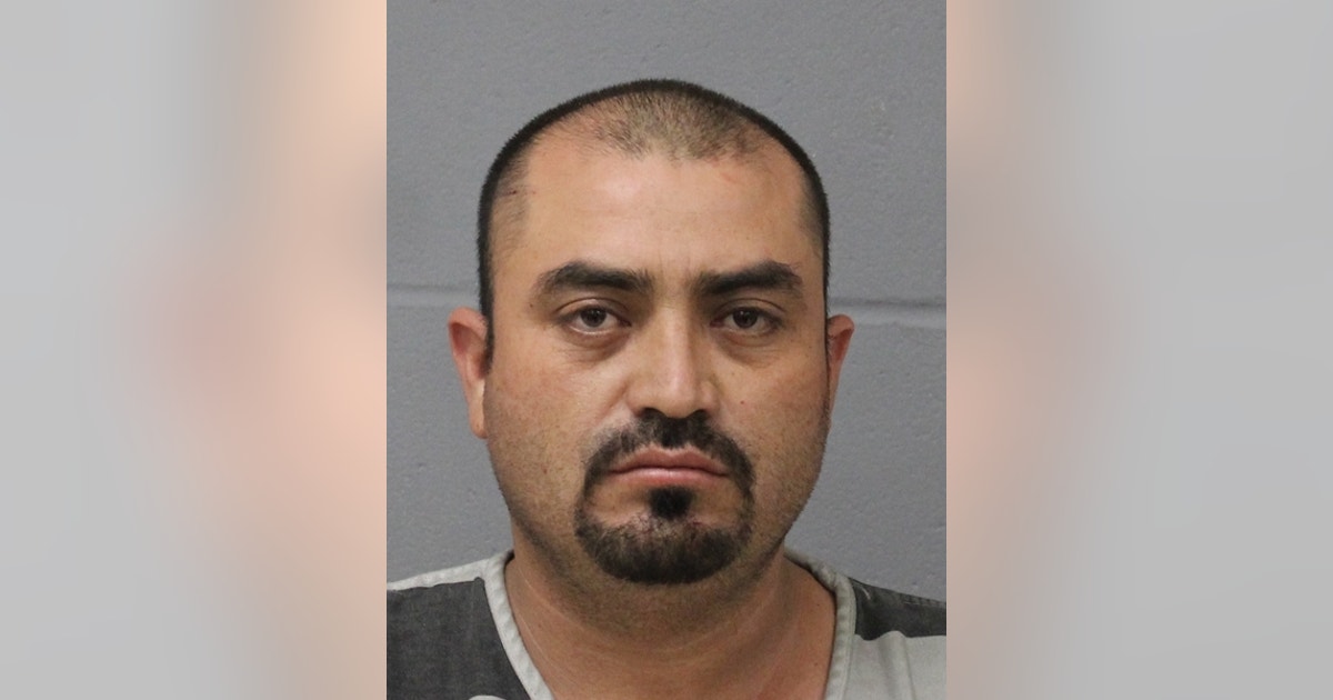 Man arrested for shooting at passing cars in Northeast Austin | FOX 7 ...