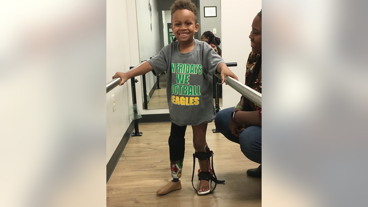 Austin third-grade football player finds perfect prosthetic fit