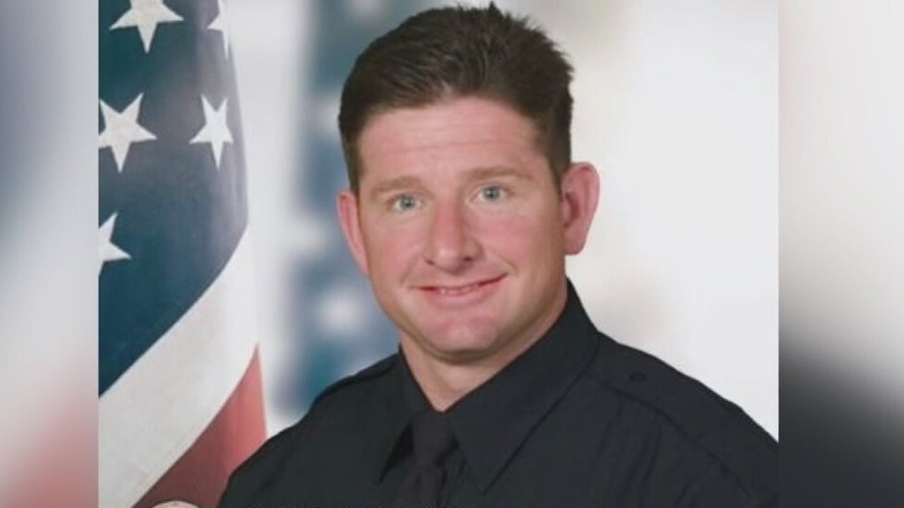 Austin Police Officer Killed In Crash Honored With Public Visitation ...