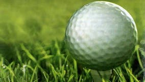 Arkansas man who sunk hole-in-one to win golf club's challenge files lawsuit after prize withdrawn