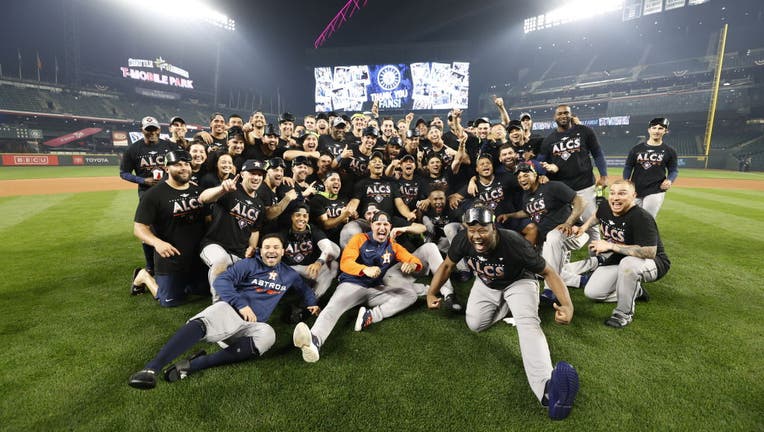 Division Series - Houston Astros v Seattle Mariners - Game Three