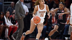 Jones debuts with 21 as No. 3 Texas stops Louisiana 68-45