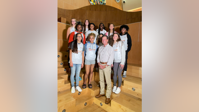 UT Women's Basketball strikes NIL deal with local dealership