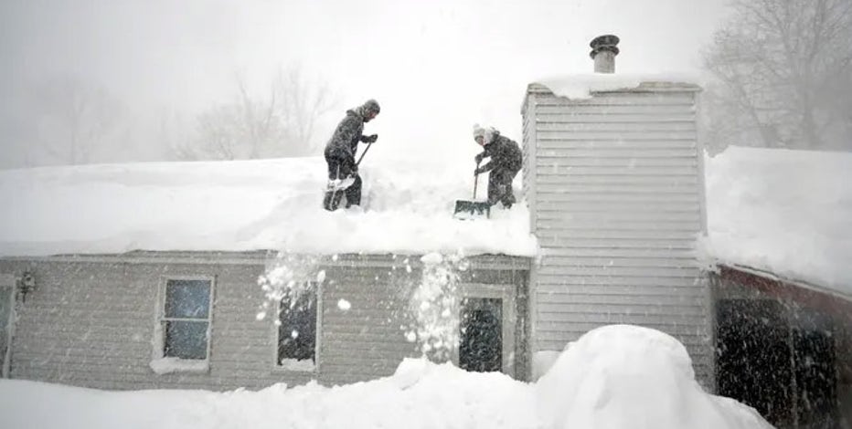 Snowvember snow forces the Bills out of Buffalo, but they could have stayed  