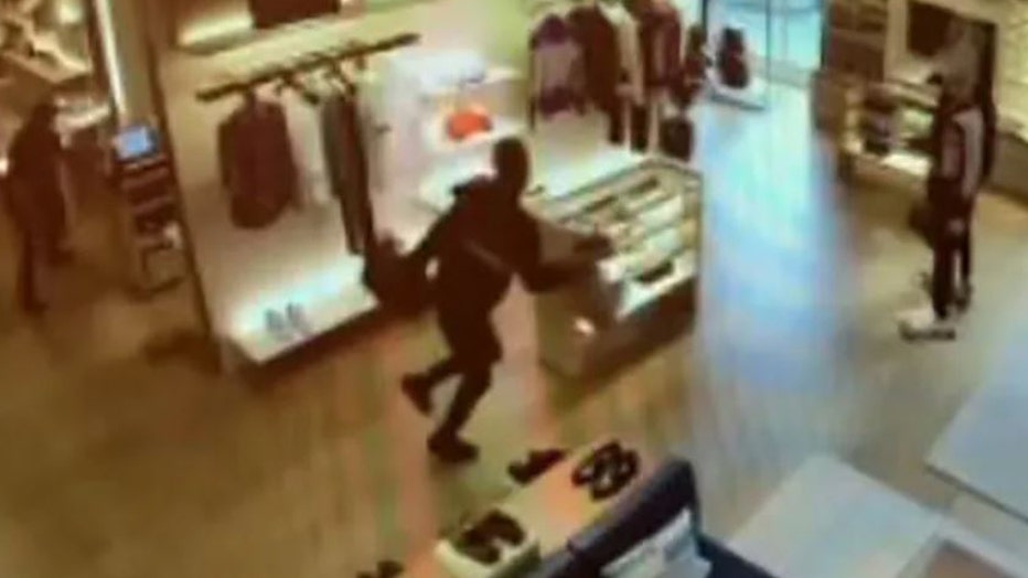 Theft at Louis Vutton store
